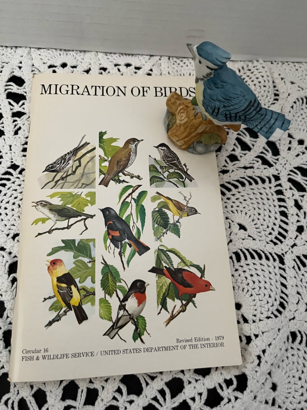 The whitehall society Bird Figurine -1979 Department of the Interior bird book